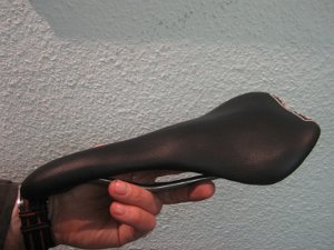 Massgefertigter-Sattel