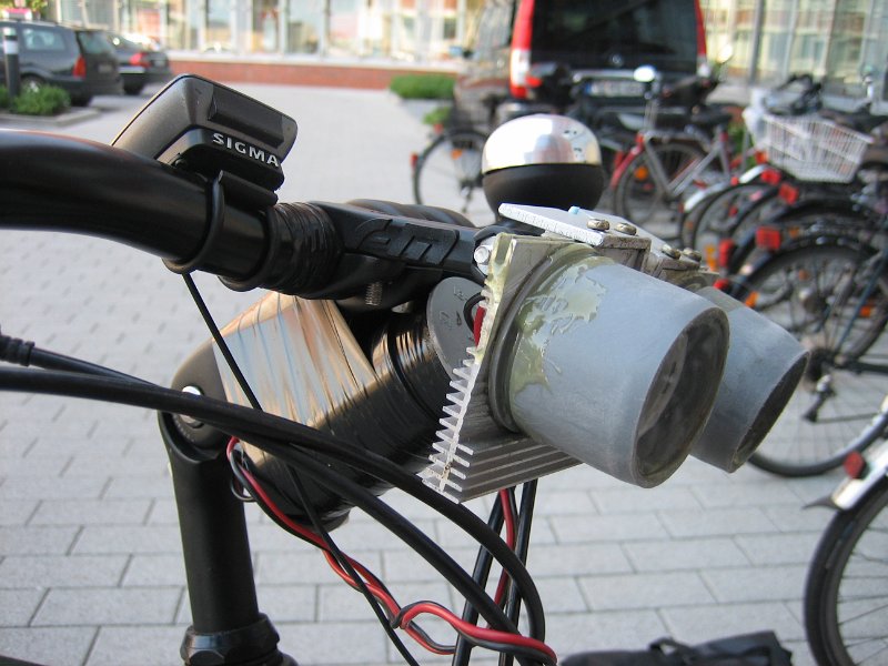 Kienckes-selbstgebaute-Lampe