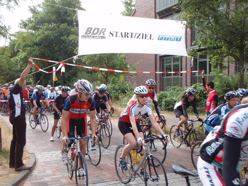 Start zur RTF in Hamburg-Harburg.