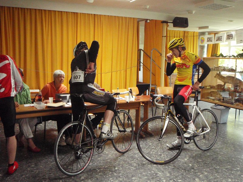 Kontrollfahrer.