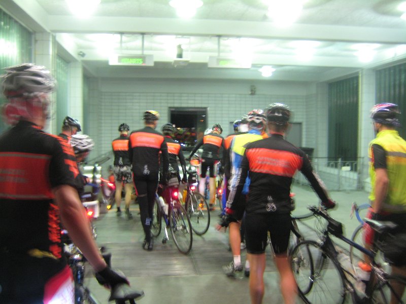 Einstieg in den Tunnel.